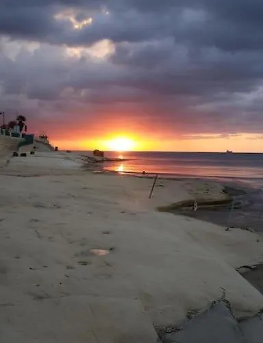 Apartment Spotless With Views Of St Thomas Bay *