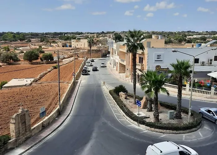 Spotless With Views Of St Thomas Bay Apartment Marsaskala